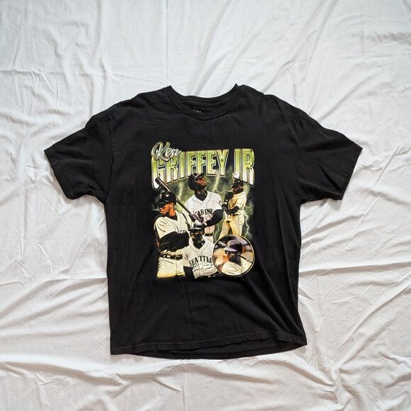 Graphic T-Shirt - Picture 1 of 2